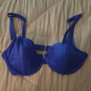 Elegant Blue Women's Swim Wear Top 8-10 D/DD